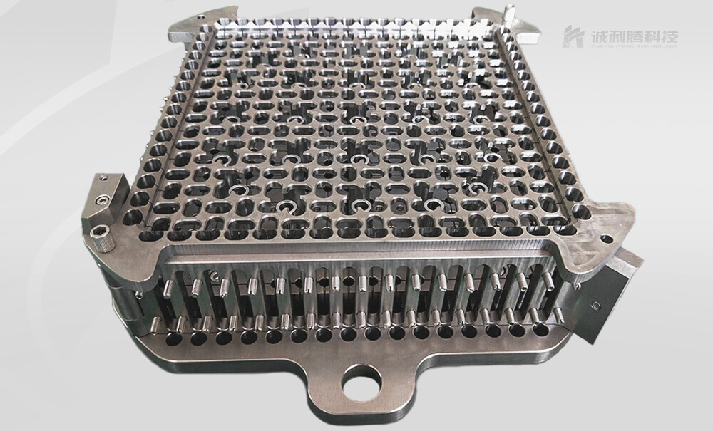 鈦合金高精零件（jiàn）